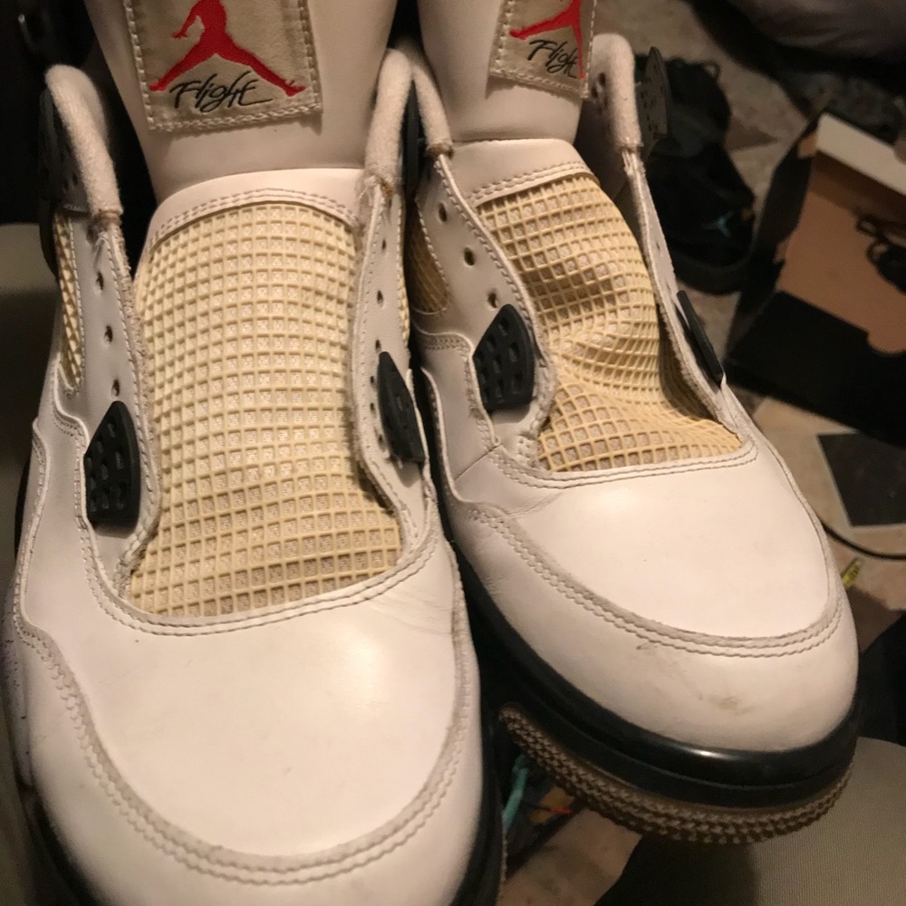 Jordan 4 2013 White Cement